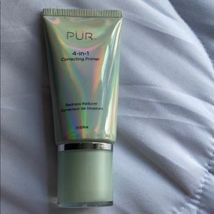 Pur 4 in 1 redness reducing corrective primer!!!